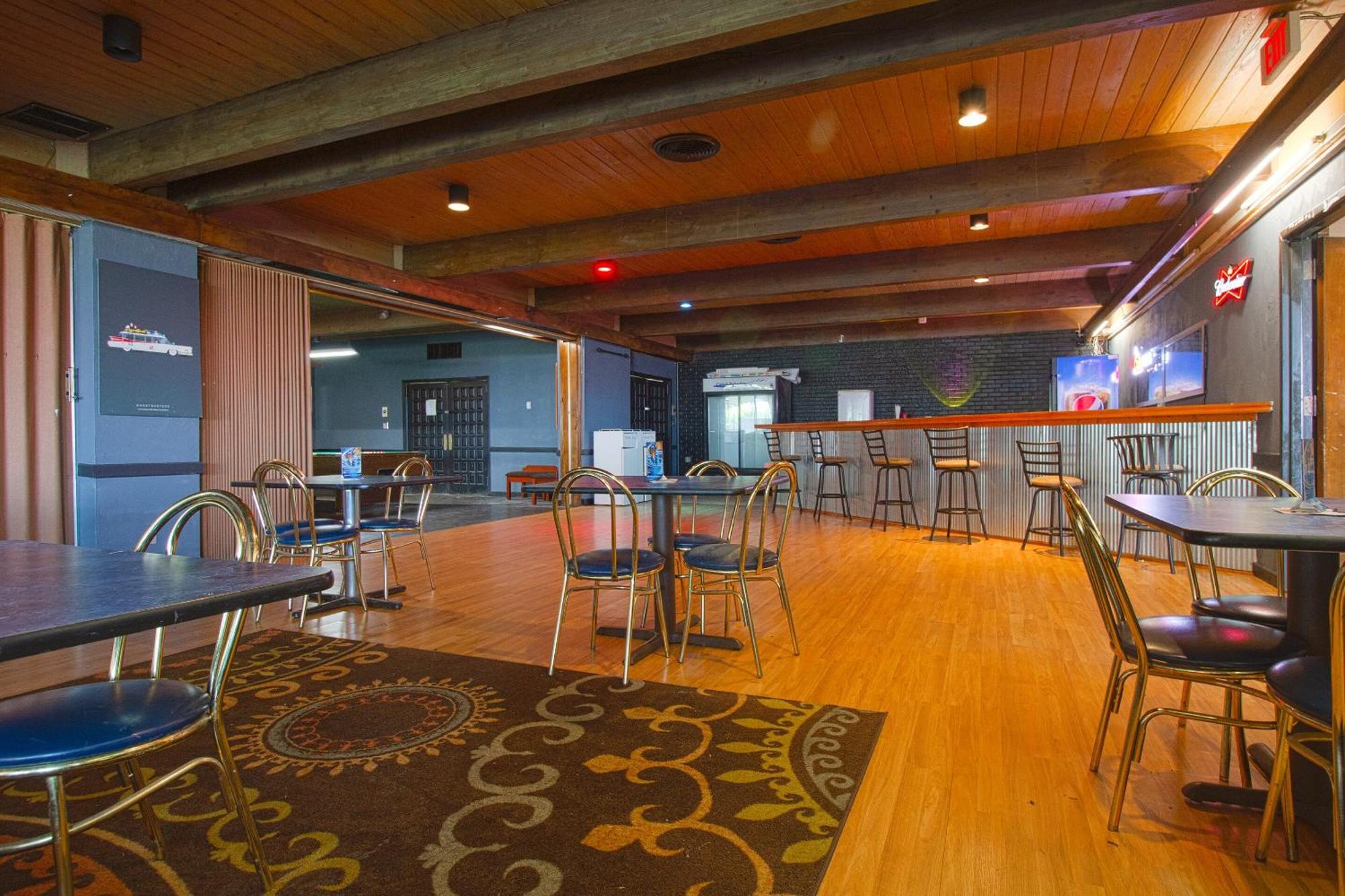 American Best Inn By Oyo I-35 Perry Near Lake Mcmurtry Exterior foto